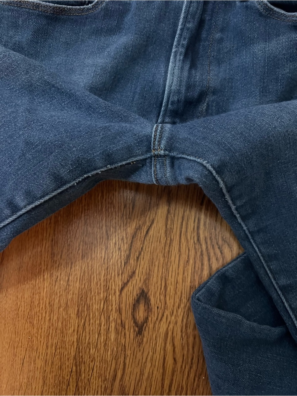 FRAME Ali High Rise Cigarette Jeans 26 Medium Wash Raw Hem - Picture 9 of 9